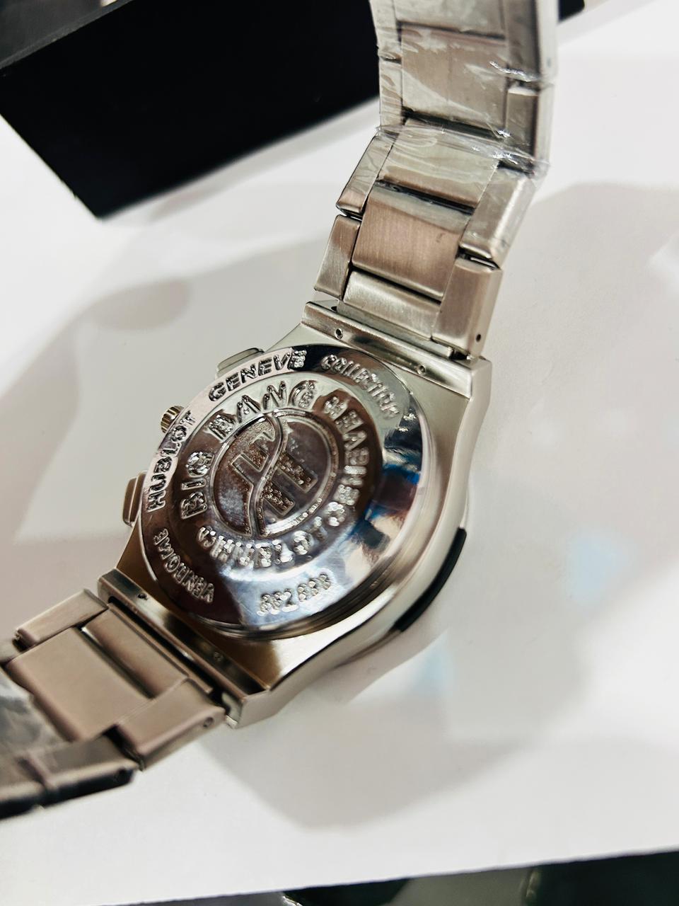 Hublot Geneve (Choronograph) - Premium | Huzien